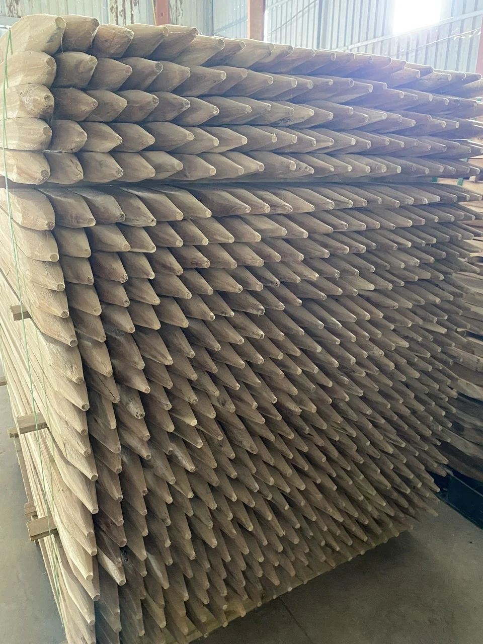 Silt Fence 목재 지주 — 반제품